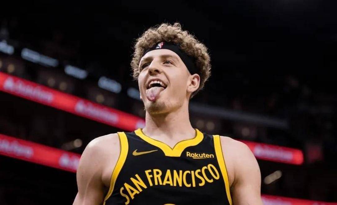 爱游戏官网首页关于勇士队防守崩盘,惨遭对手狂轰猛炸,历史大学决定因为游戏企业.的信息