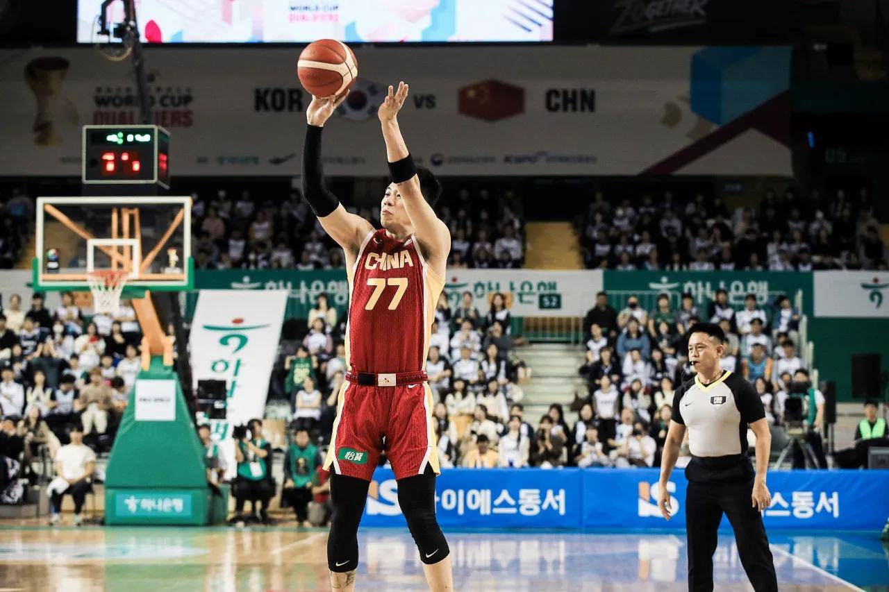 赛地聚焦：CBA季后赛国际比赛日热度飙升，里昂外线爆发，球迷炸锅，球队文化再被提及的简单介绍